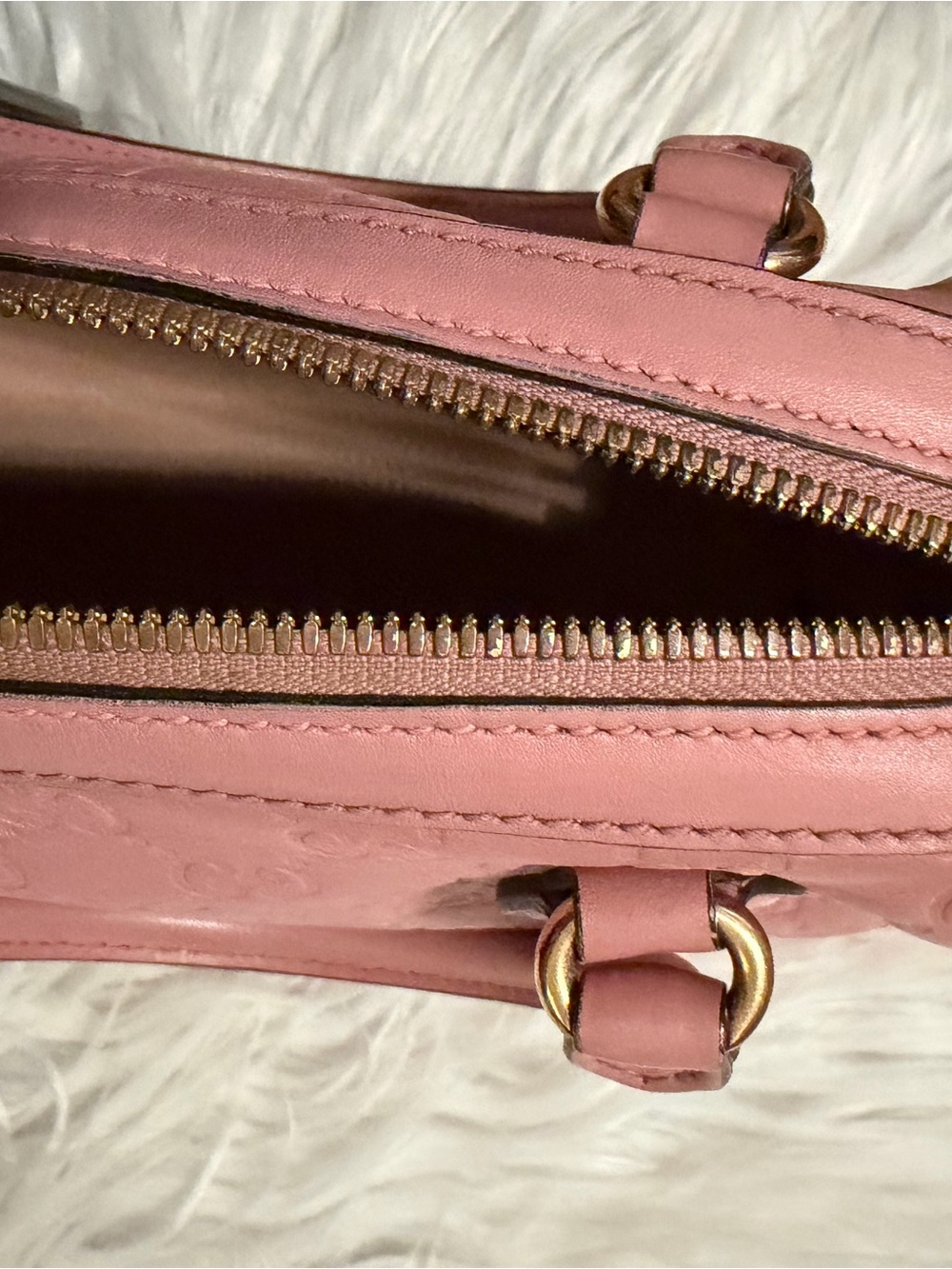 Gucci Pink Microguccissima Leather Satchel with Gold Hardware - Picture 14 of 16